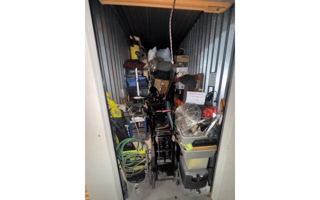 American Storage 6044415C131 University