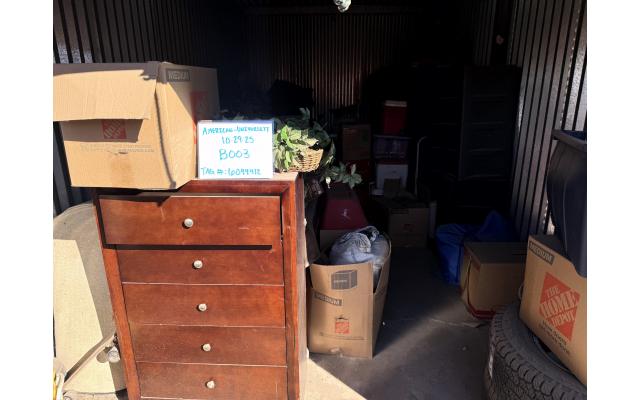 American Storage B0036044412 University