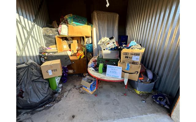 American Storage 6044409A117 University