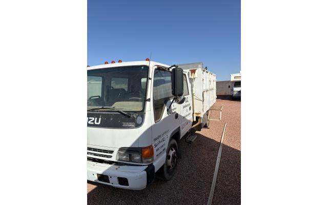 Coolidge RV Storage LLC 2004 Isuzu Truck